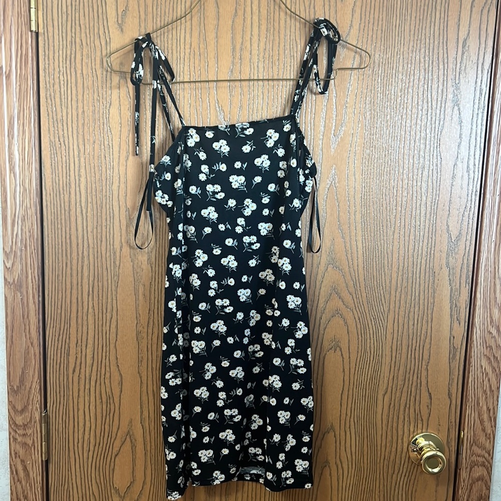 SHEIN Small daisy dress